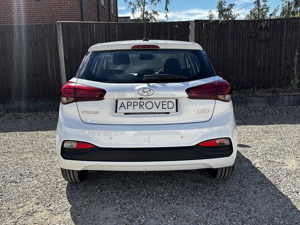 Hyundai I20 T-gdi Se White #6