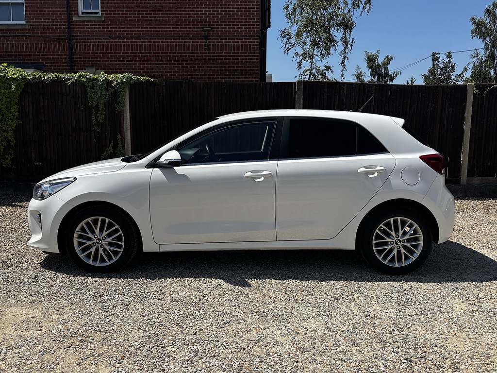 Kia RIO T-gdi 3 White