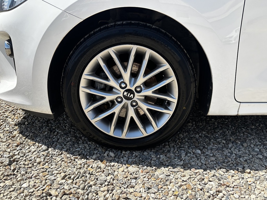 Kia RIO T-gdi 3 White #5