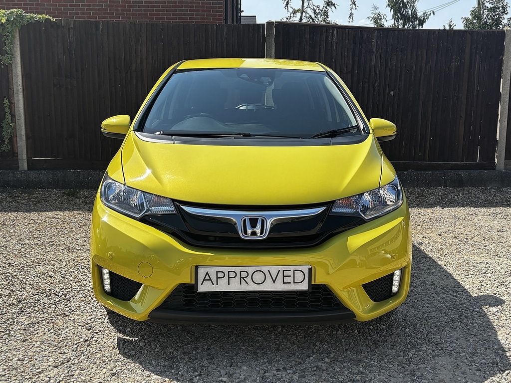 Honda Jazz I-vtec Se Yellow #3
