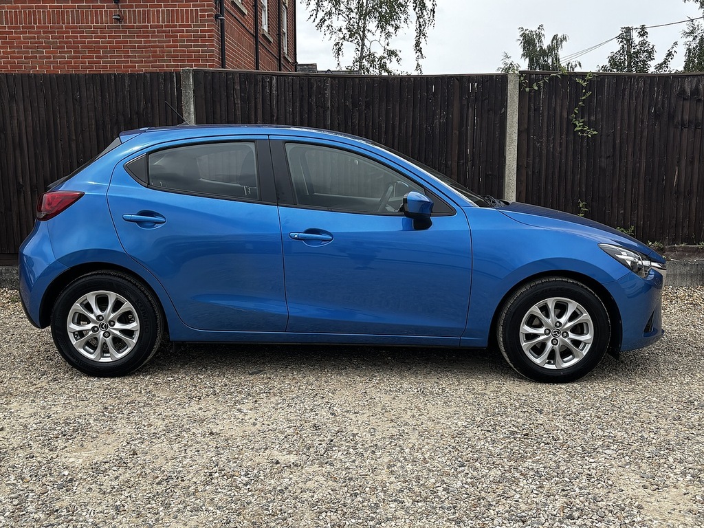 Mazda 2 Skyactiv-g Se-l Blue #4