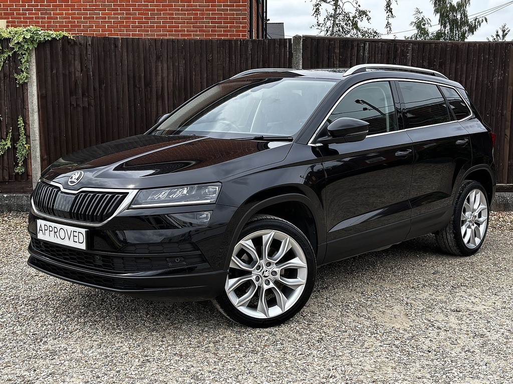 Skoda Karoq Tsi Edition BP18KVU Black #4