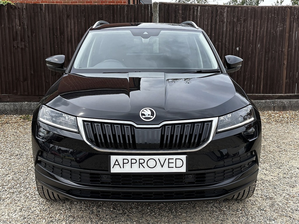 Skoda Karoq Tsi Edition BP18KVU Black #3