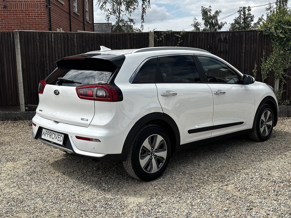 Kia Niro H Gdi 2 White #6