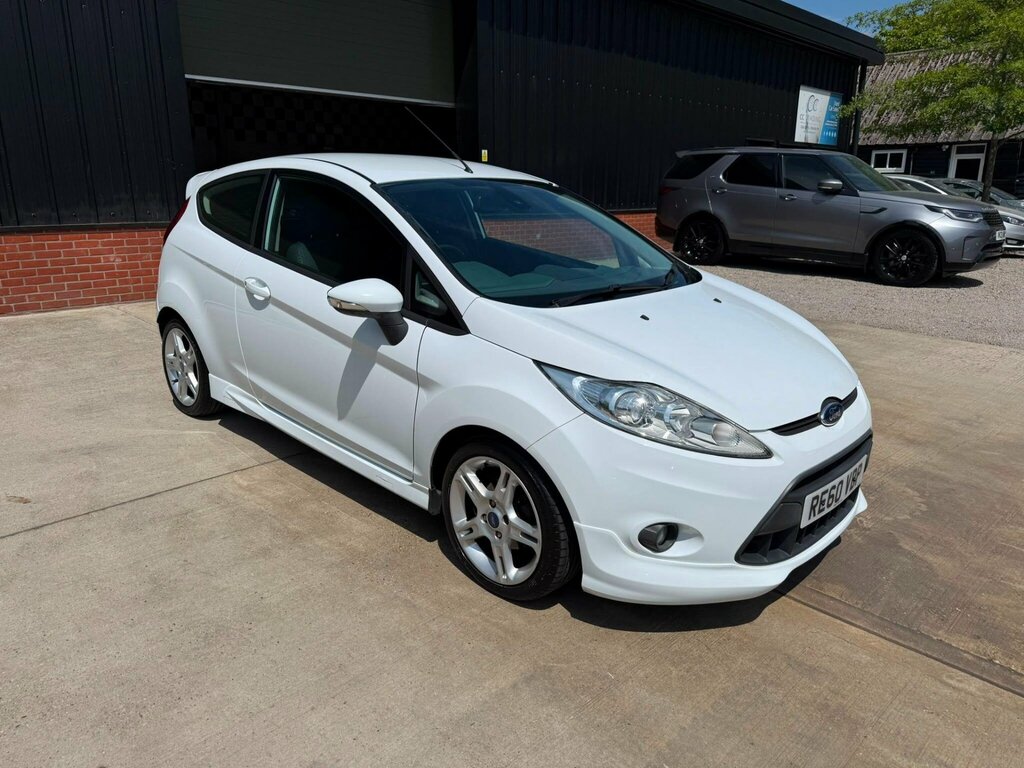 Ford Fiesta 1.6 Td Zetec S White