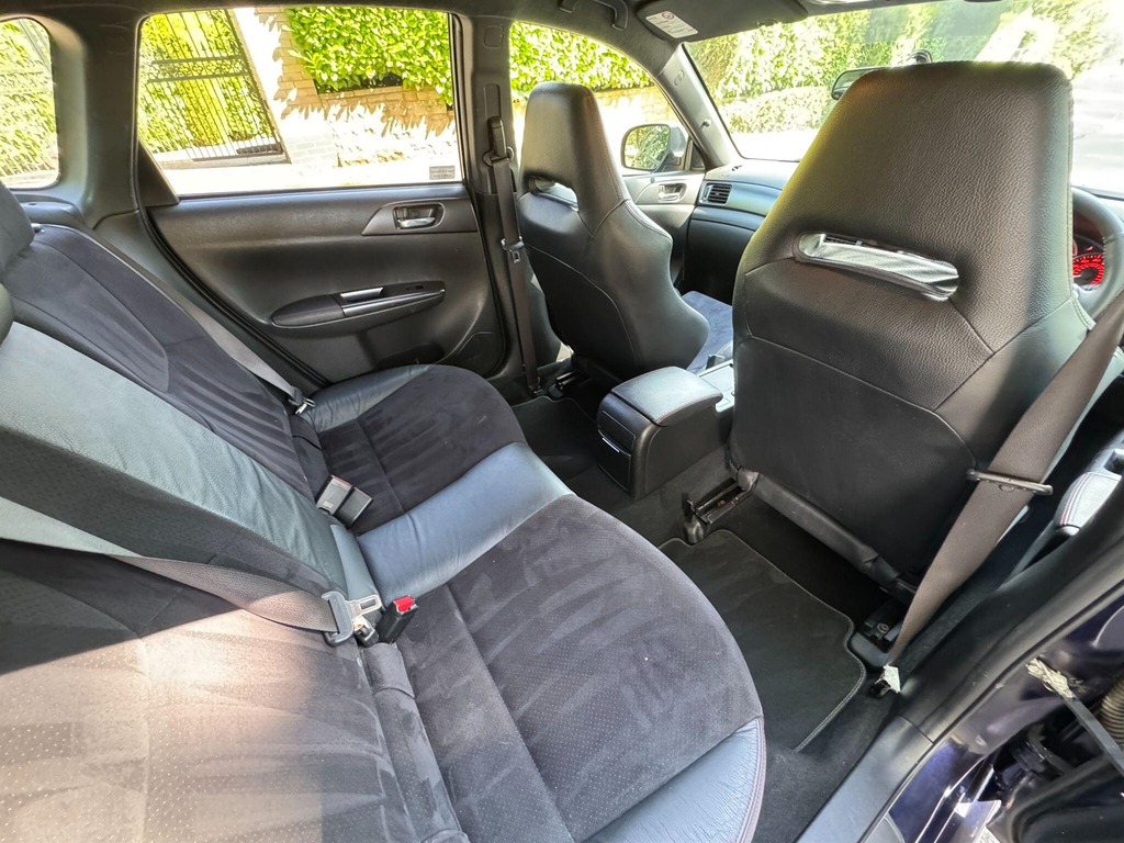 Subaru WRX STI Saloon 2.5 T Type Uk 201262 Silver #29