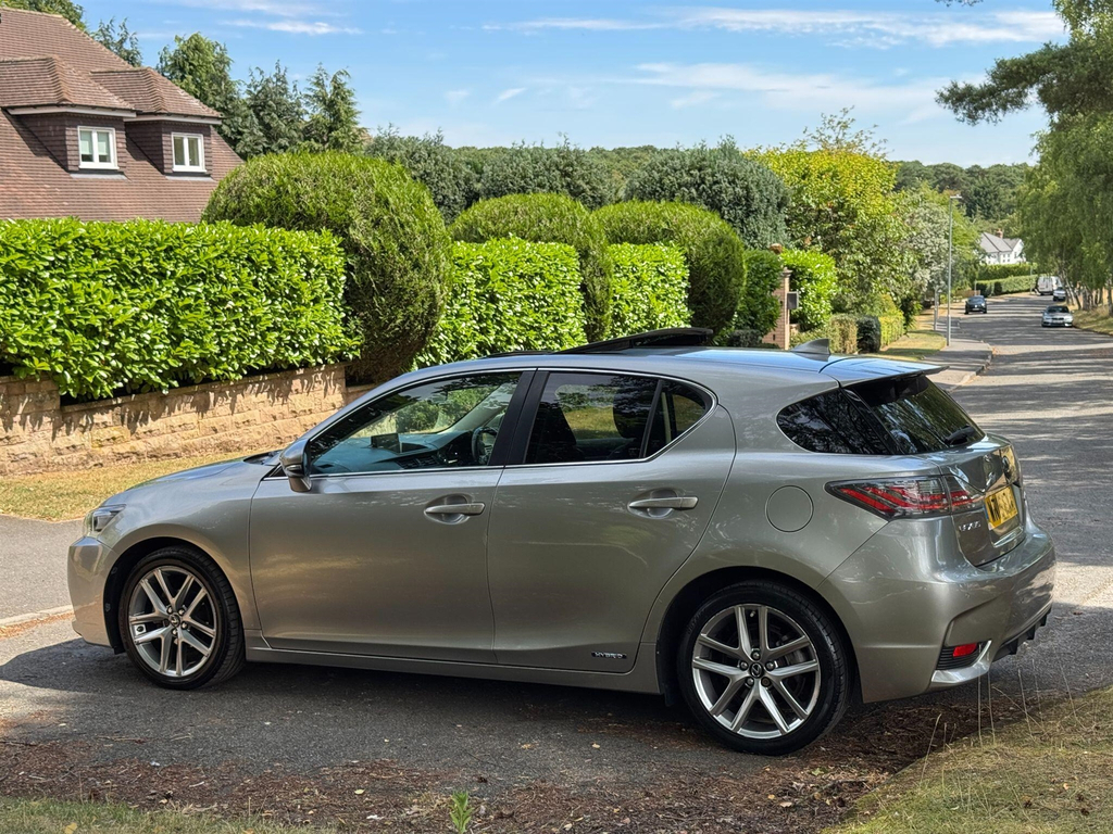 Lexus CT 1.8 200H F Sport Cvt Euro 6 S S White #59