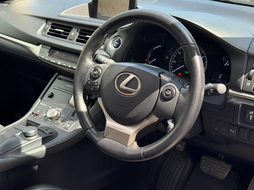 Lexus CT 1.8 200H F Sport Cvt Euro 6 S S White #13