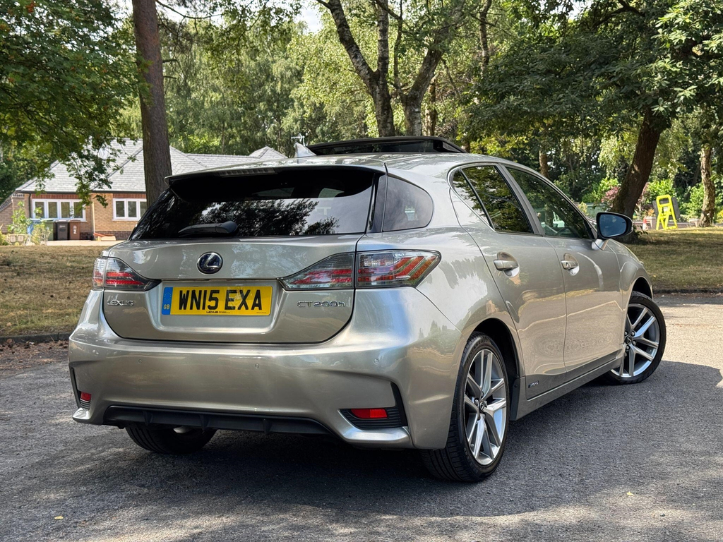 Lexus CT 1.8 200H F Sport Cvt Euro 6 S S White #51
