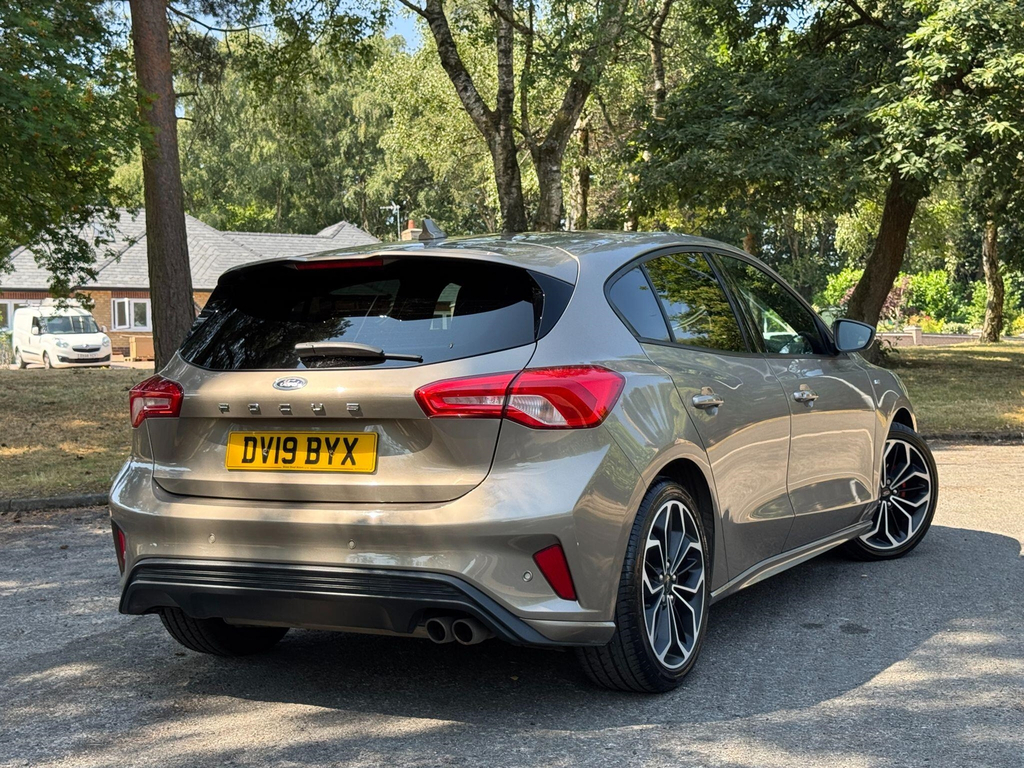 Ford Focus 1.5T Ecoboost St-line X Hatchback Manua Silver #2