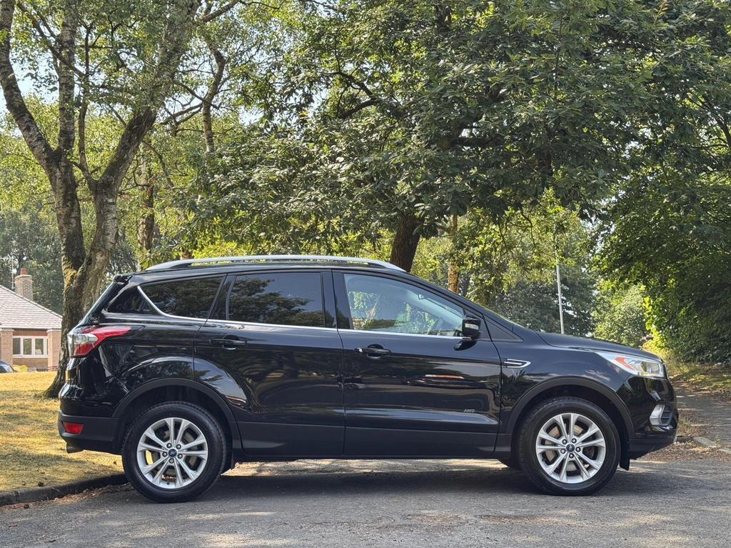 Ford Kuga 1.5T Ecoboost Titanium Suv Awd Eur  #3