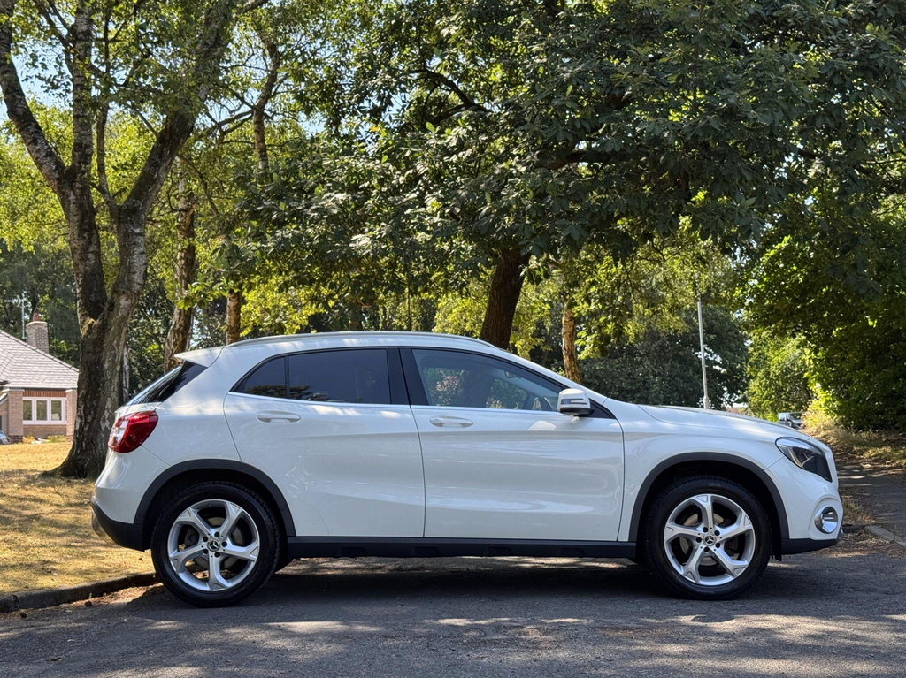 Mercedes-Benz GLA Class 2.1 Gla200d Sport Suv Euro 6 S #3