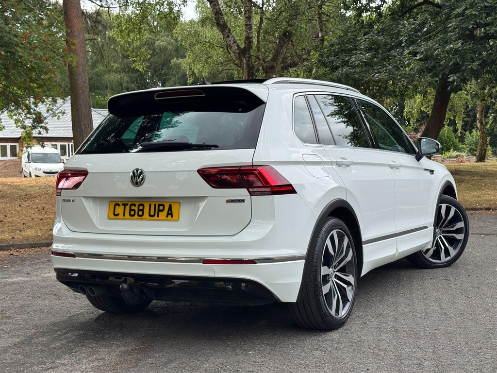 Volkswagen Tiguan 2.0 Tdi R-line Suv Dsg 4Motion Euro 6 White #2