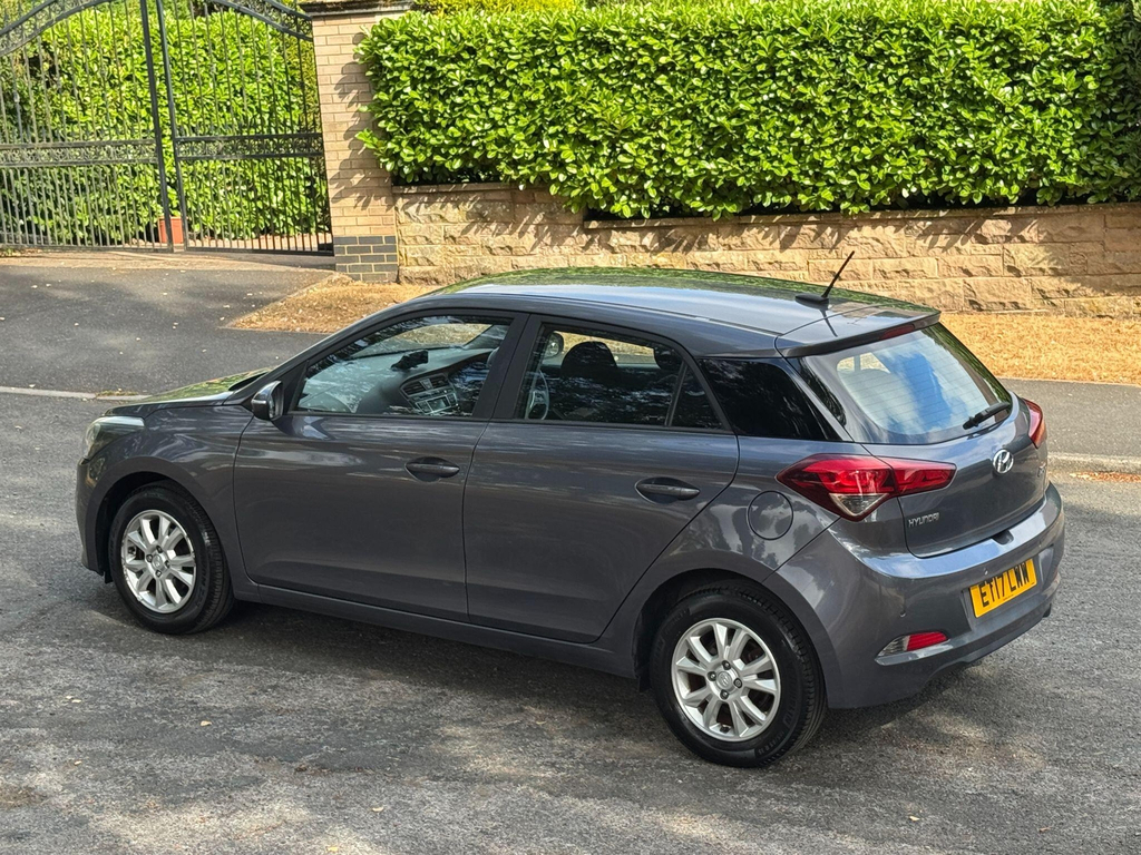 Hyundai I20 1.2 S Air White #17