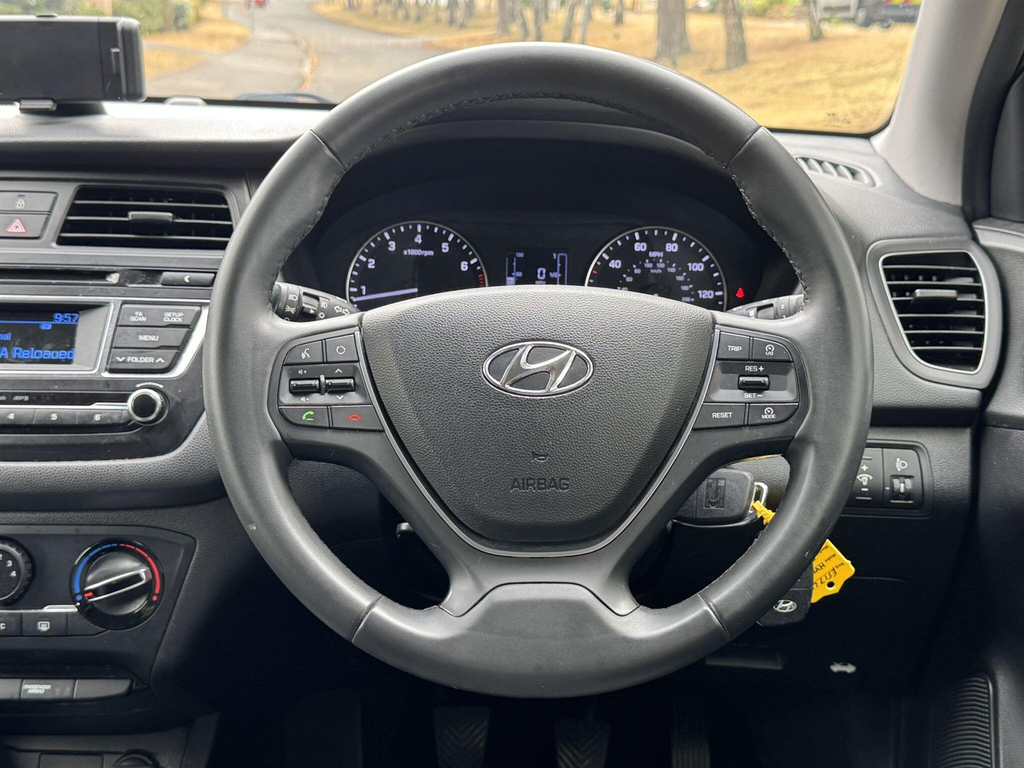 Hyundai I20 1.2 S Air White #52