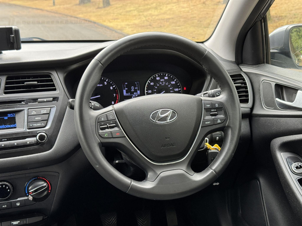 Hyundai I20 1.2 S Air White #38