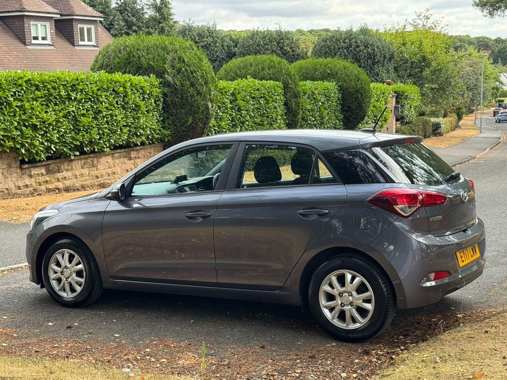 Hyundai I20 1.2 S Air White #58