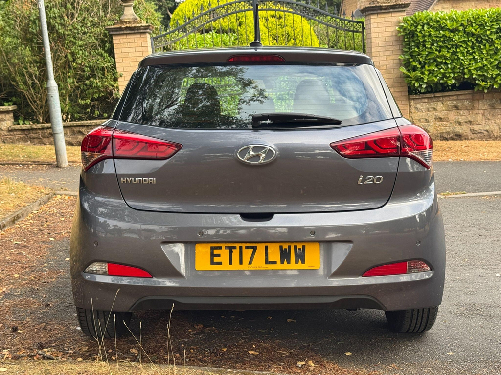 Hyundai I20 1.2 S Air White #68