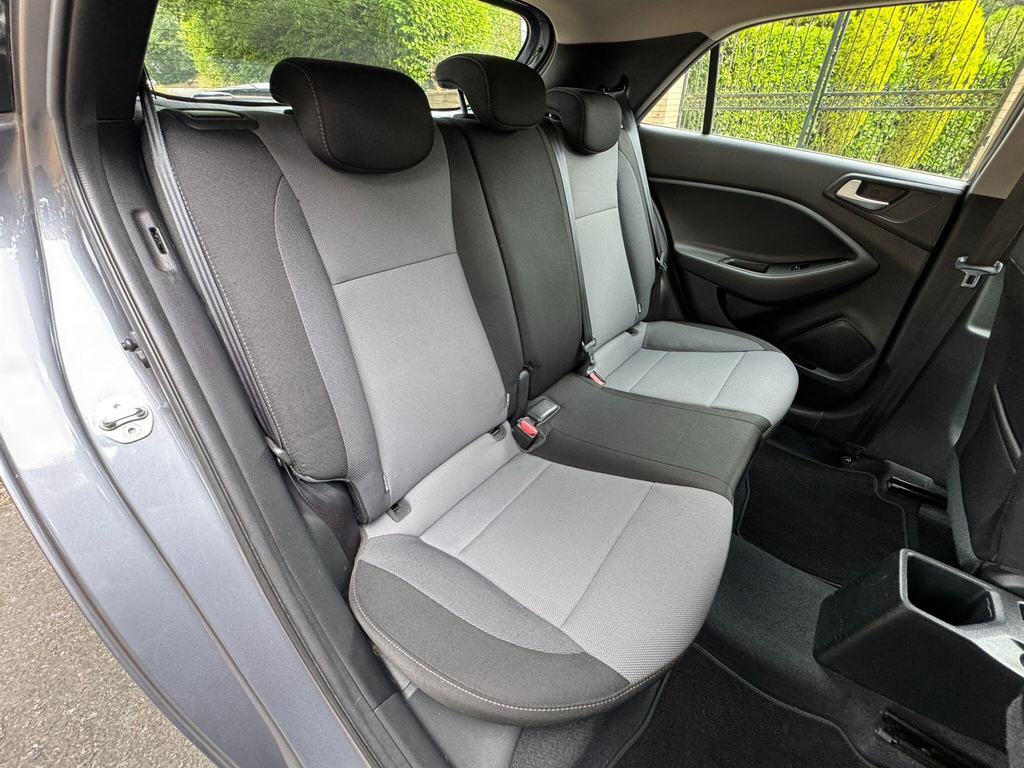 Hyundai I20 1.2 S Air White #16