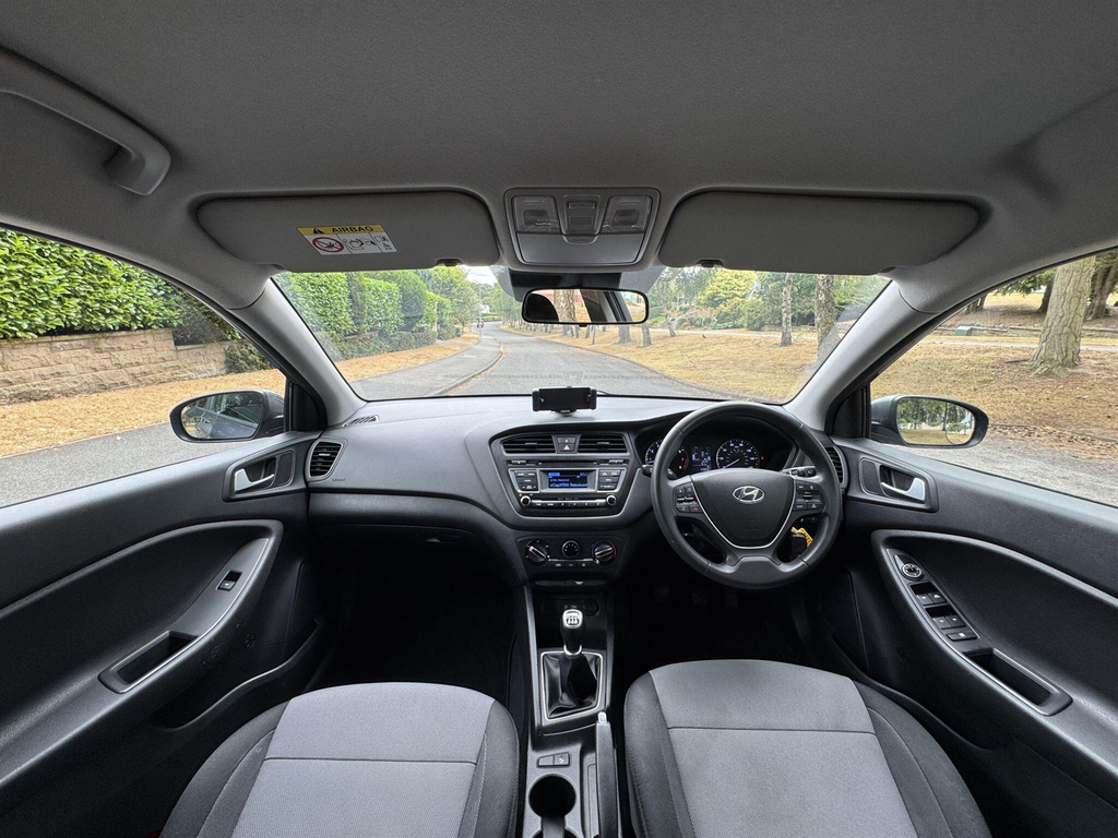 Hyundai I20 1.2 S Air White #29