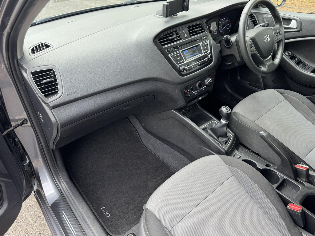 Hyundai I20 1.2 S Air White #13