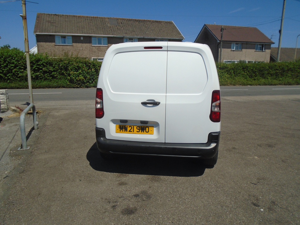 Peugeot Partner Bluehdi Professional L1 MW21SWO #4