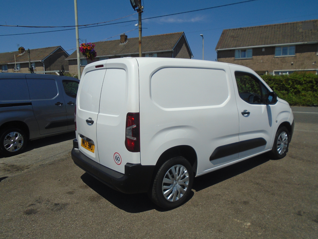 Peugeot Partner Bluehdi Professional L1 MW21SWO #3