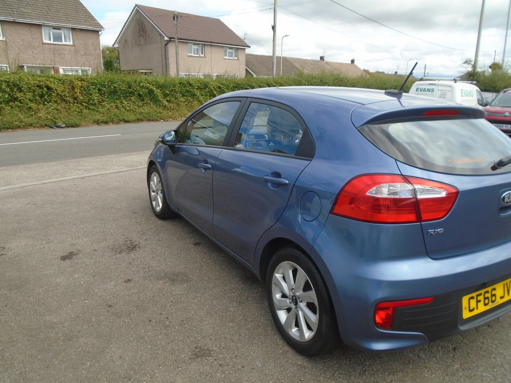 Kia RIO 2 #5