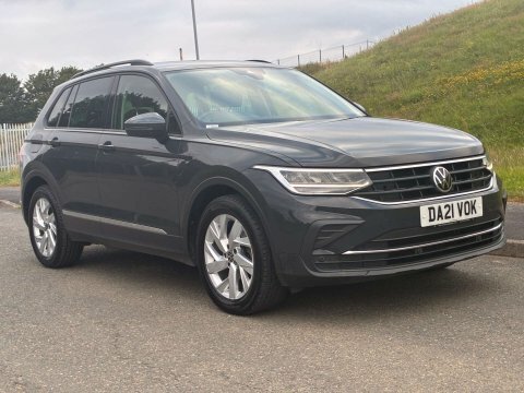Volkswagen Tiguan 1.5 Tiguan Life Grey