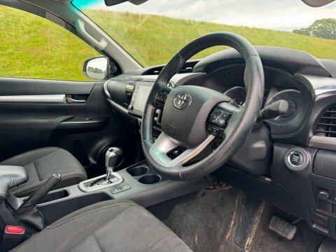 Toyota HILUX 2.4 Hi-luxury Invincible Grey #6