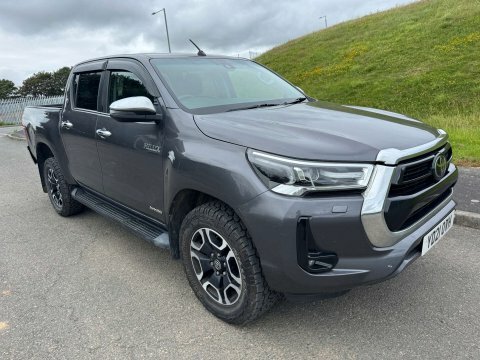 Toyota HILUX 2.4 Hi-luxury Invincible Grey
