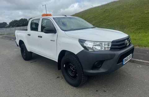 Toyota HILUX 2.4 Hi-luxury Active White