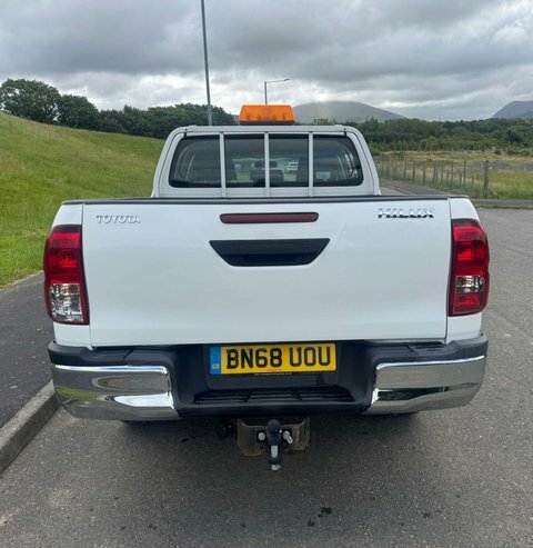 Toyota HILUX 2.4 Hi-luxury Active White #5