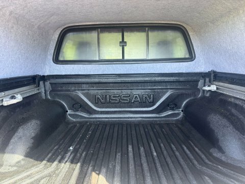 Nissan Navara 2.3L N-guard Black #10