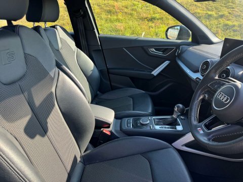 Audi Q2 1.5 Q2 S YY69JDO Grey #6