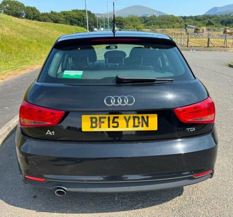 Audi A1 1.6 A1 Sportback Black #3