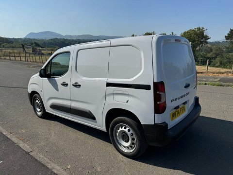 Peugeot Partner 1.5 Partner Professional MW74FFN White #6