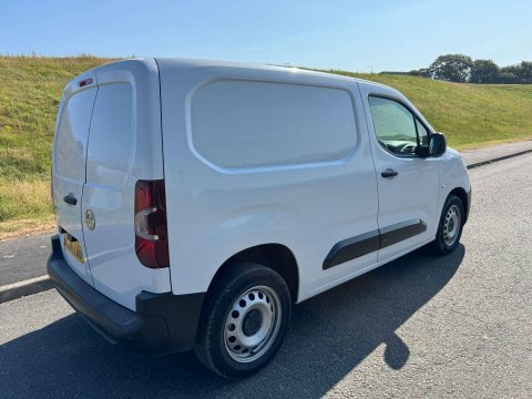 Vauxhall Combo 1.5 Combo 2300 DL24TDU White #4
