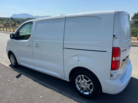 Vauxhall Vivaro 1.5 Vivaro F2700 DV72BCE White #6