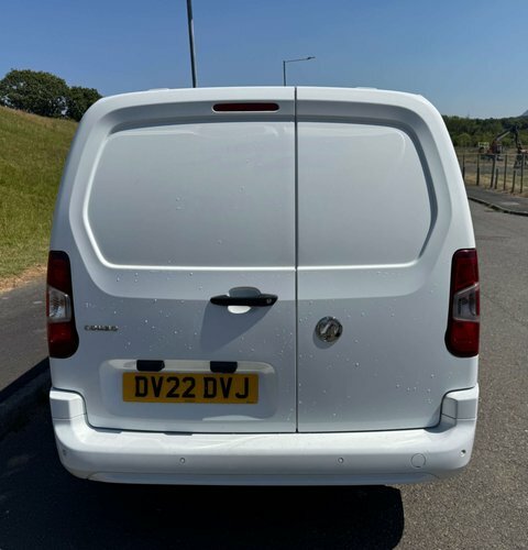 Vauxhall Combo 1.5 Combo 2300 White #5