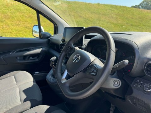 Vauxhall Combo Combo 2300 Dynamic Td White #8