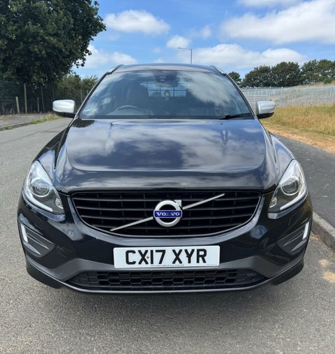 Volvo XC60 2.4 Xc60 R-design Black #2