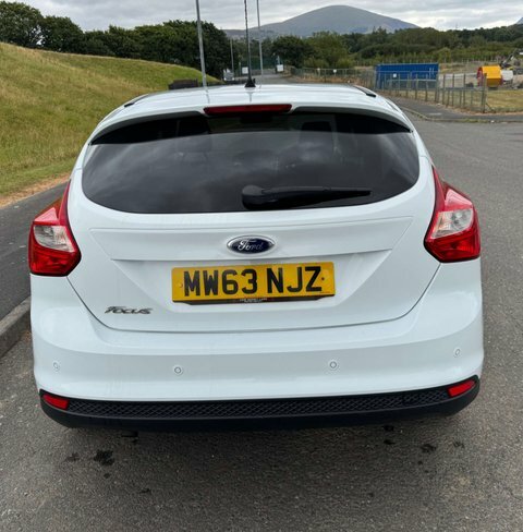 Ford Focus 1.6 Focus Zetec White #5