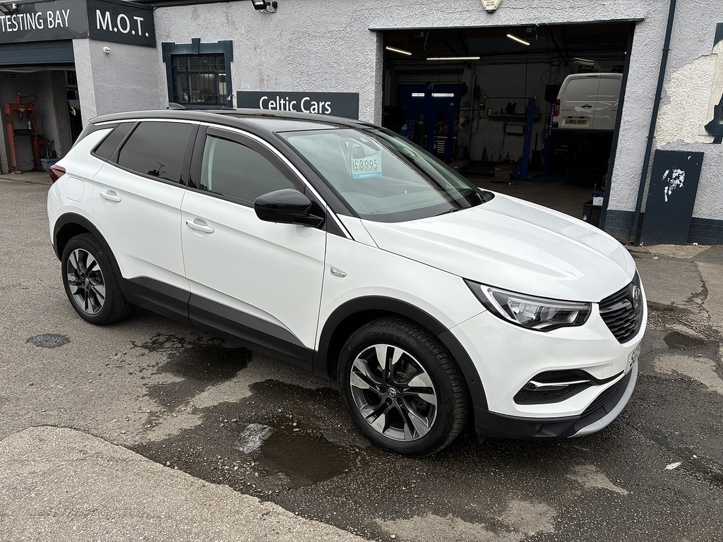 Vauxhall Grandland X Turbo Sport Nav White #2