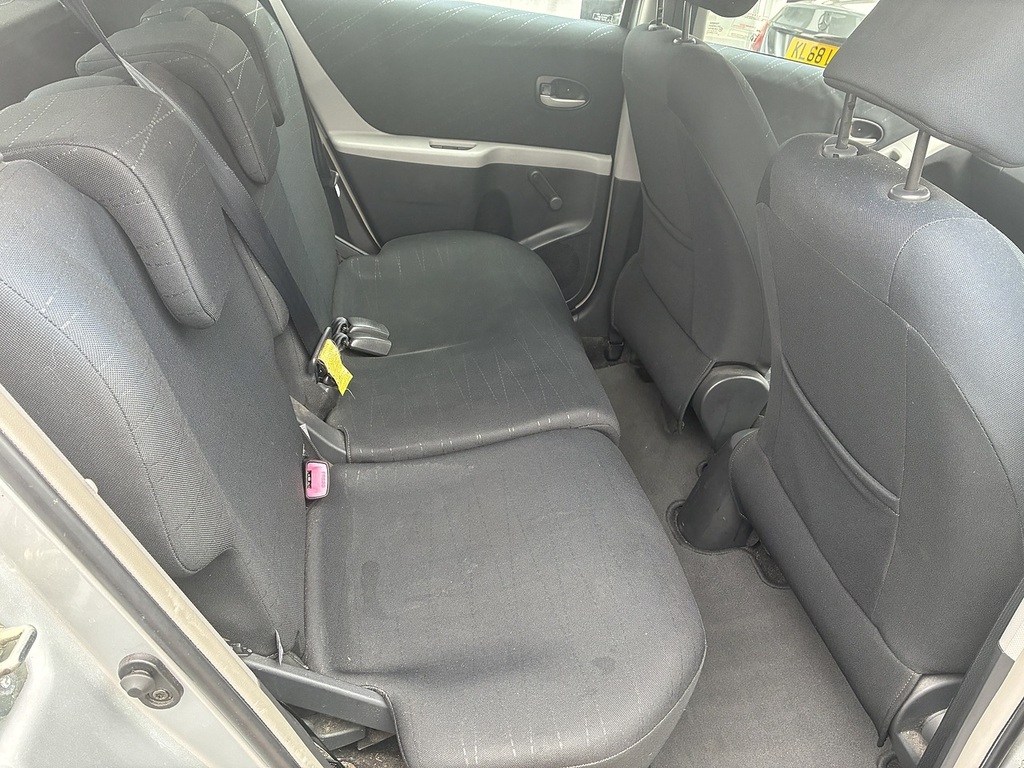 Toyota Yaris 1.4 D-4d T3 Multimode Silver #14