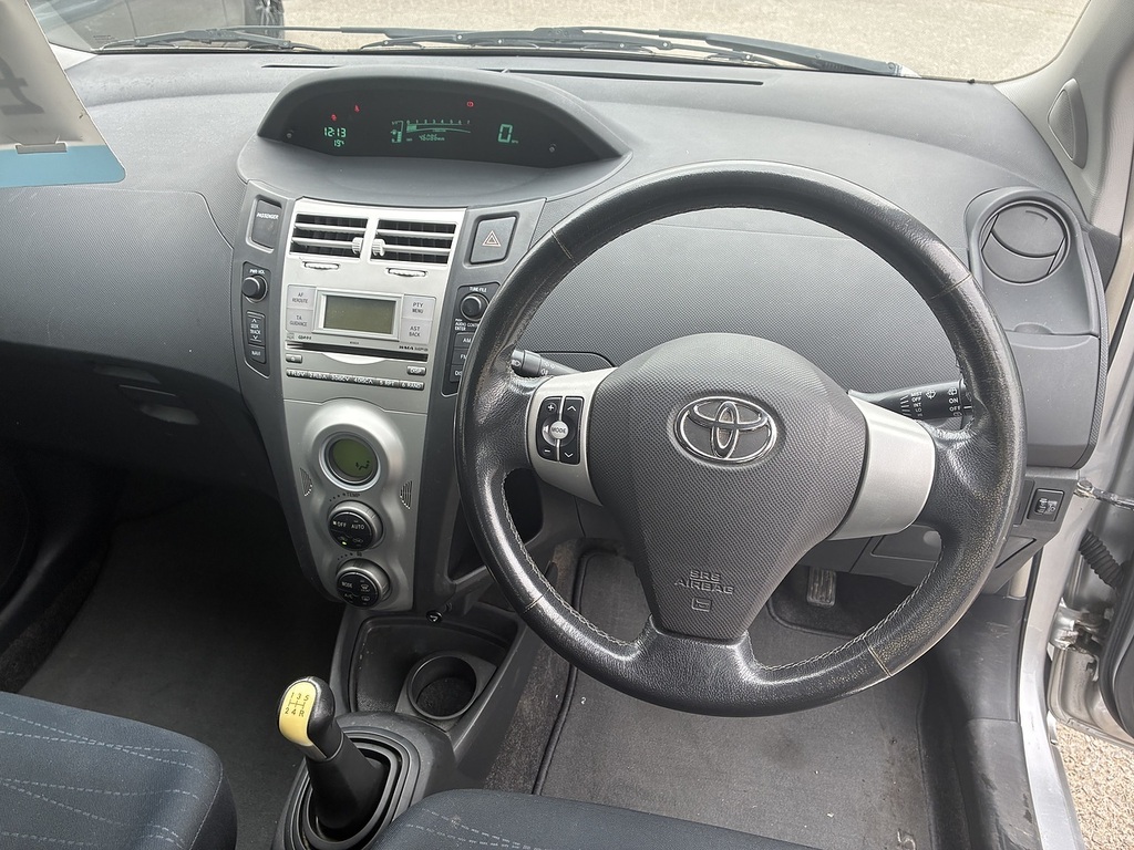 Toyota Yaris 1.4 D-4d T3 Multimode Silver #12