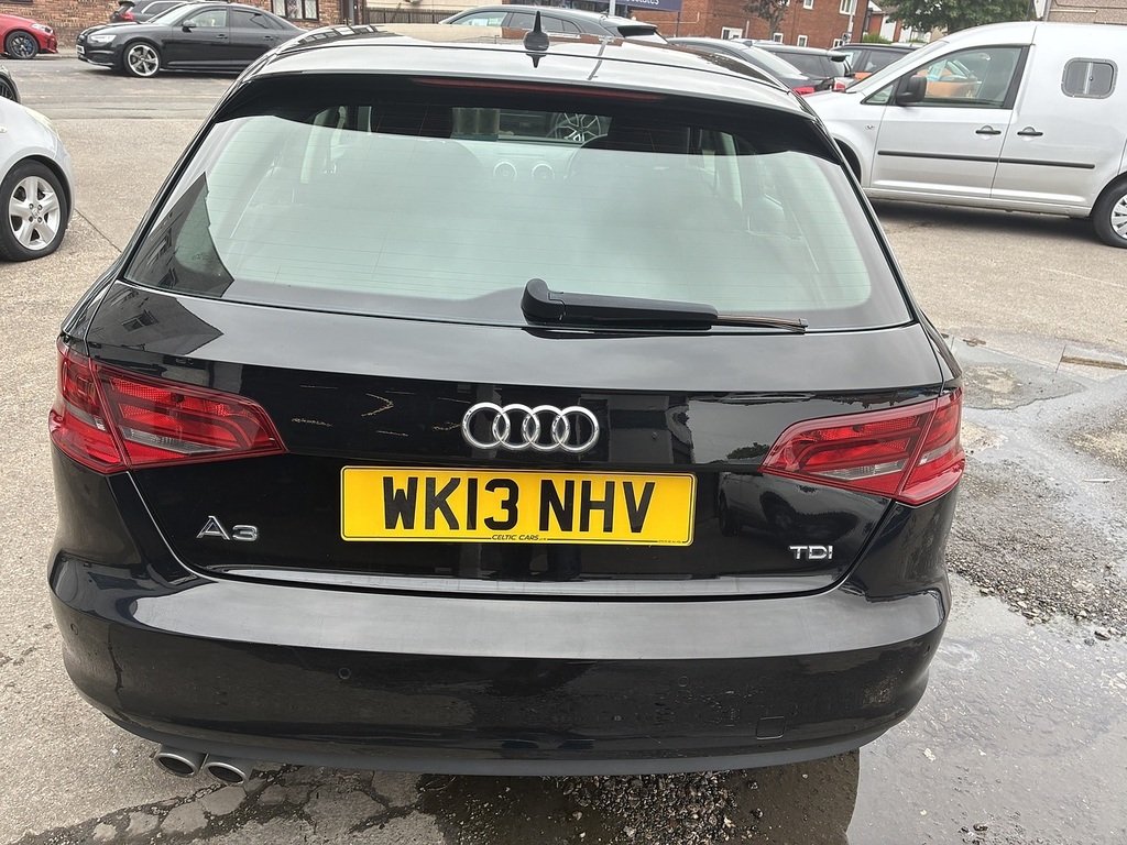 Audi A3 Tdi Sport Black #6