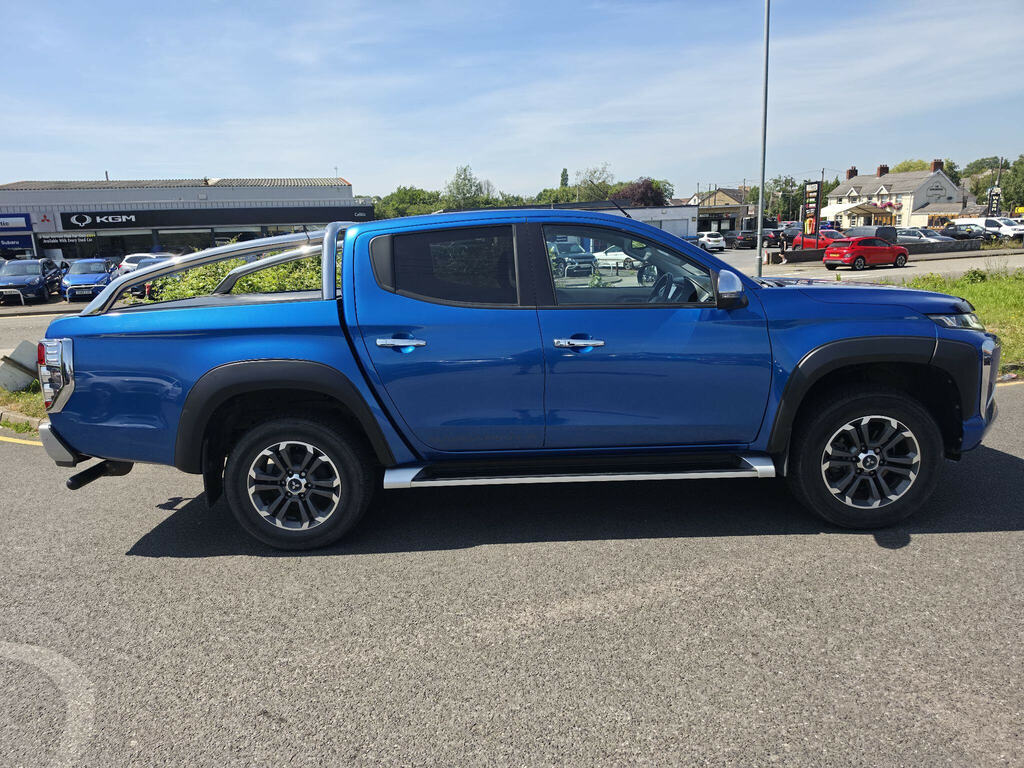 Mitsubishi L200 2.2 Di-d Dc Barbarian X 4Wd Euro 6 Ss Blue #2