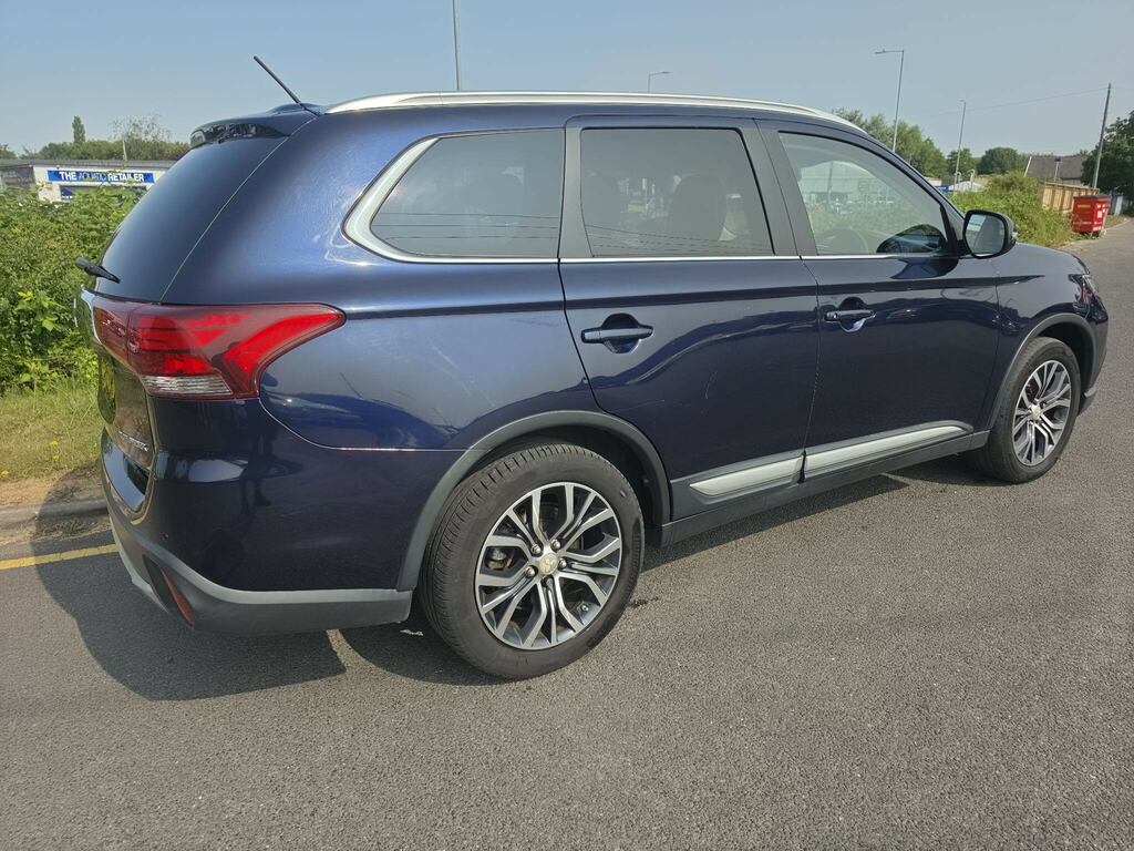 Mitsubishi Outlander 2.2 Di-d Gx3 4Wd Euro 6 Blue #2