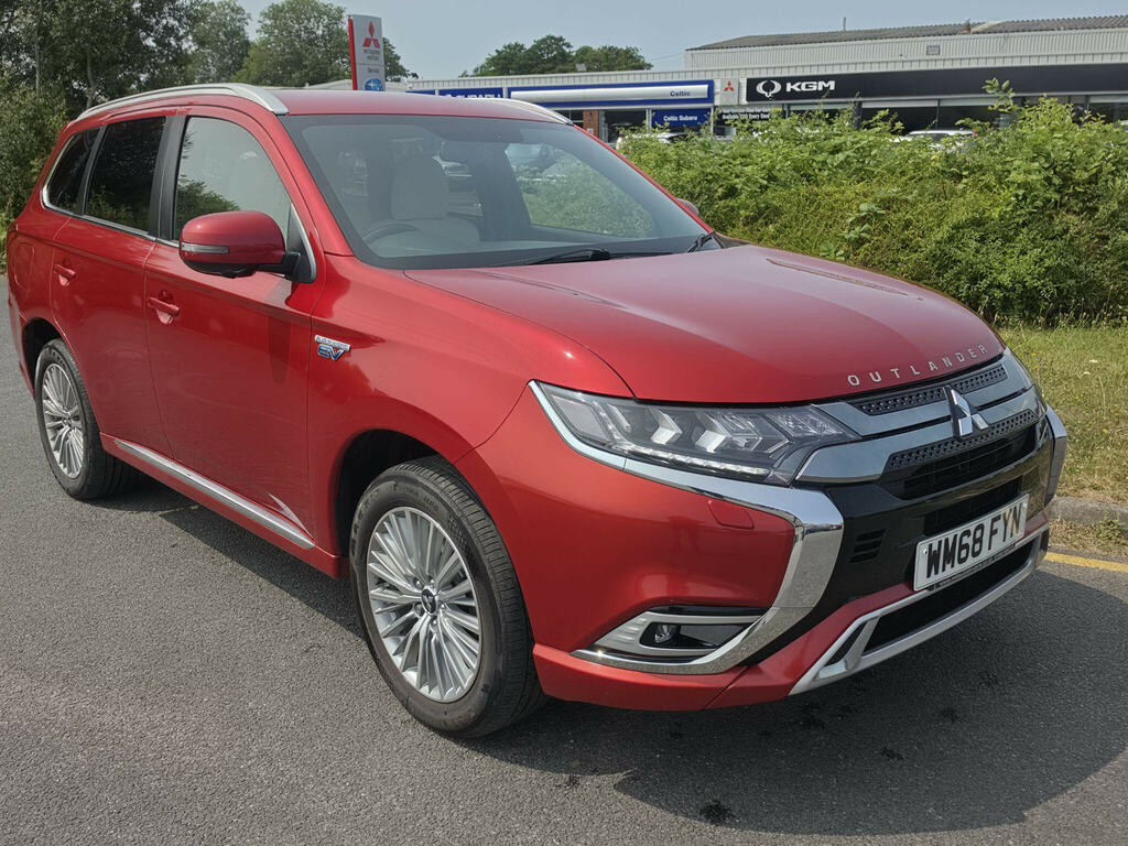 Mitsubishi Outlander 2.4H Twinmotor 13.8Kwh 5H Cvt 4Wd Euro 6 Ss Red